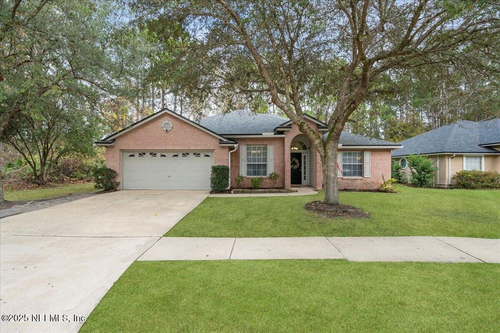 573 MISTY MORNING Court, Jacksonville, FL 32218