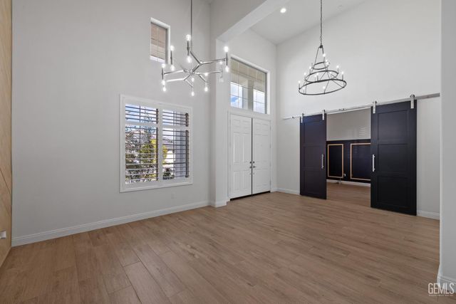 11713 Cloverfield Circle, Bakersfield, CA 93311