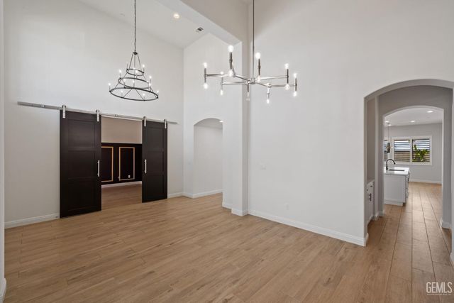 11713 Cloverfield Circle, Bakersfield, CA 93311