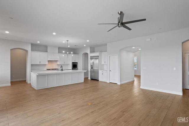 11713 Cloverfield Circle, Bakersfield, CA 93311