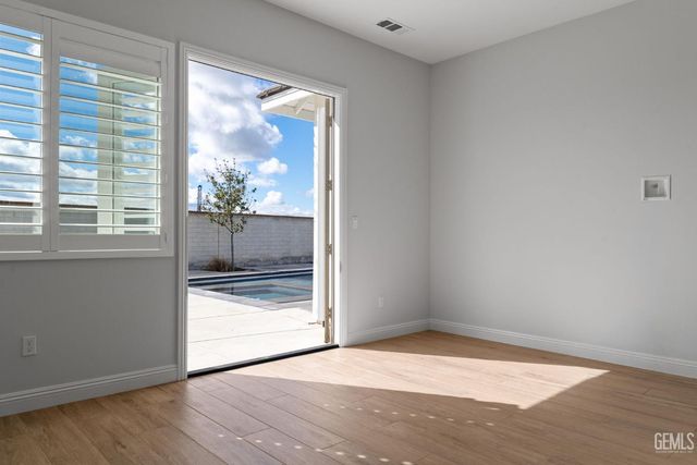 11713 Cloverfield Circle, Bakersfield, CA 93311