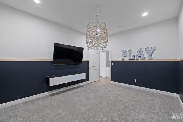 11713 Cloverfield Circle, Bakersfield, CA 93311