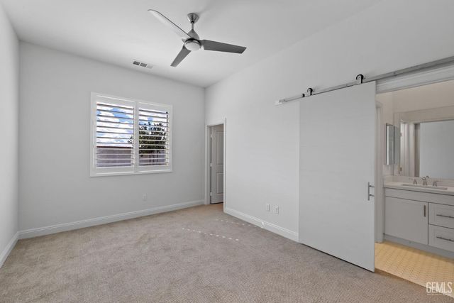 11713 Cloverfield Circle, Bakersfield, CA 93311