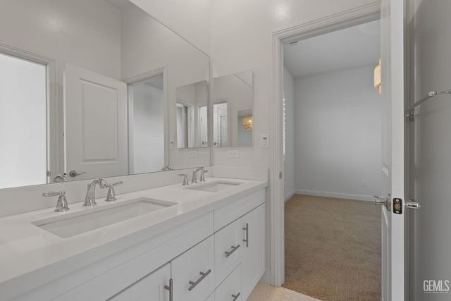 11713 Cloverfield Circle, Bakersfield, CA 93311