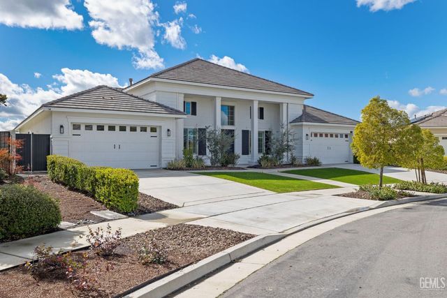 11713 Cloverfield Circle, Bakersfield, CA 93311