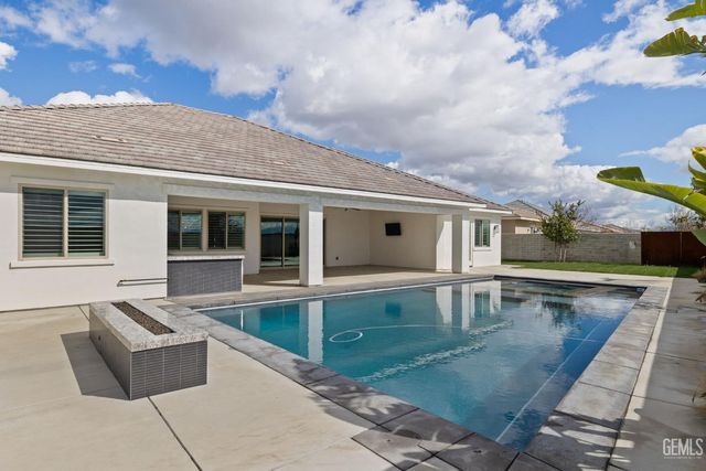 11713 Cloverfield Circle, Bakersfield, CA 93311