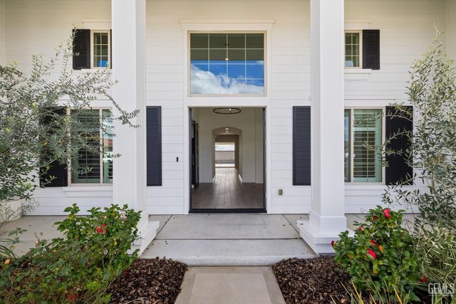 11713 Cloverfield Circle, Bakersfield, CA 93311