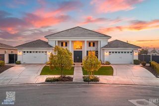 11713 Cloverfield Circle, Bakersfield, CA 93311