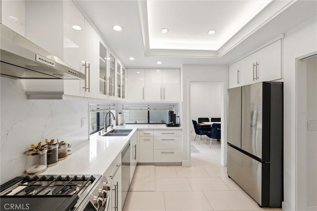 1227 N Brand, Glendale, CA 91202