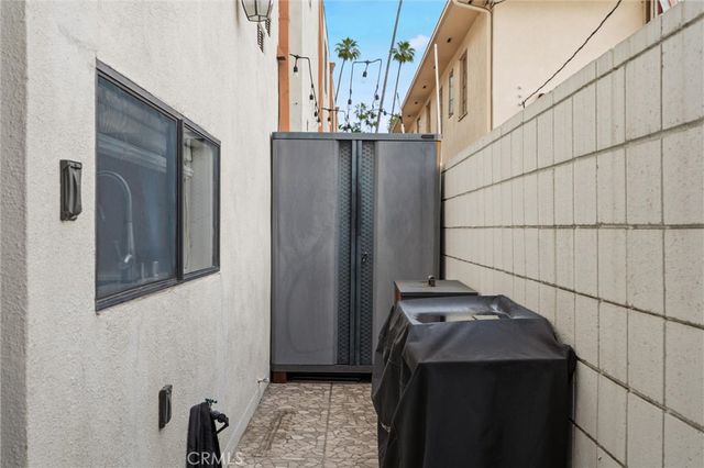 1227 N Brand, Glendale, CA 91202