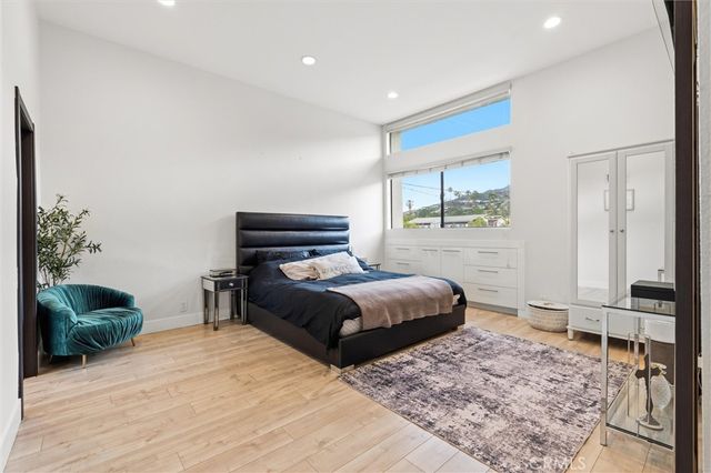 1227 N Brand, Glendale, CA 91202