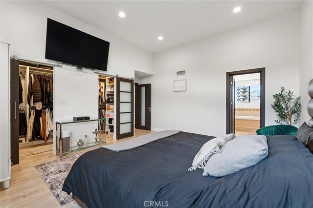 1227 N Brand, Glendale, CA 91202