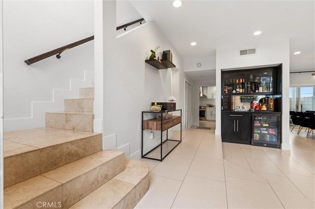 1227 N Brand, Glendale, CA 91202