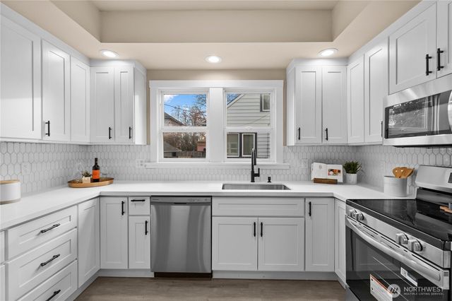 709 S Cedar Street, Tacoma, WA 98405