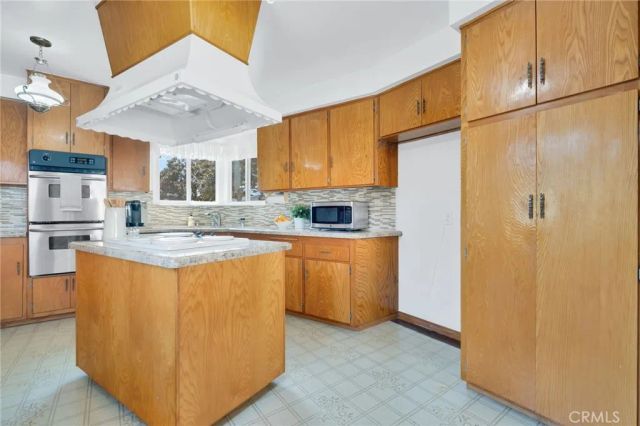 2221 W 178th Street, Torrance, CA 90504
