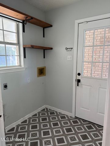 10735 Plummer Circle, Gulfport, MS 39503