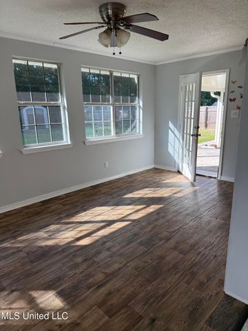 10735 Plummer Circle, Gulfport, MS 39503