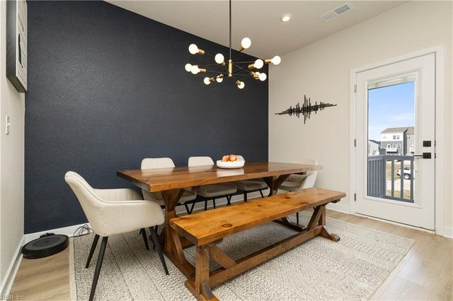 108 Fost BLVD, Moyock, NC 27958