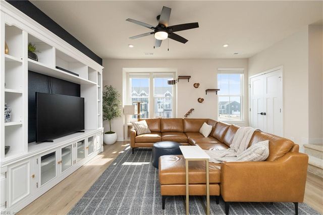 108 Fost BLVD, Moyock, NC 27958