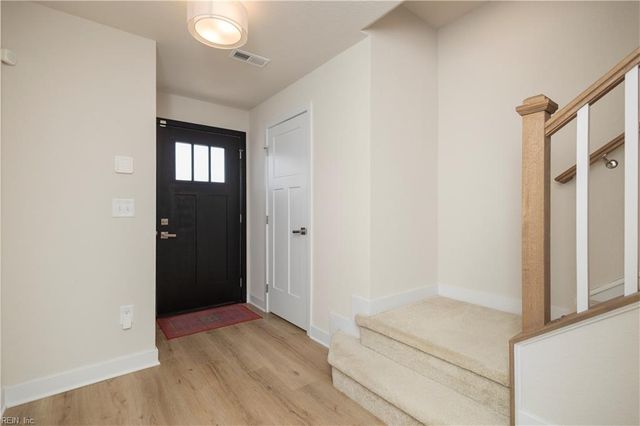 108 Fost BLVD, Moyock, NC 27958