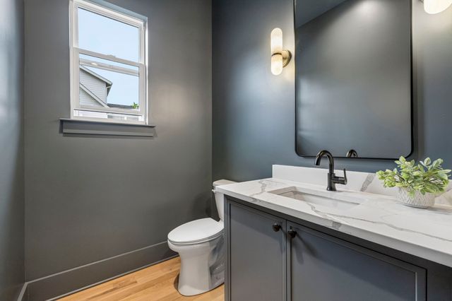 210 Chamberlin St, Nashville, TN 37209