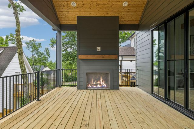 210 Chamberlin St, Nashville, TN 37209