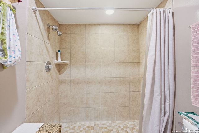 8655 Datapoint Dr Apt 505, San Antonio, TX 78229