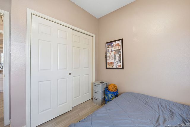 8655 Datapoint Dr Apt 505, San Antonio, TX 78229