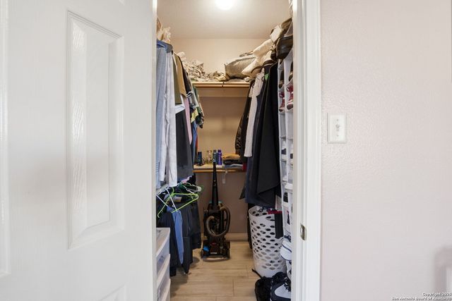 8655 Datapoint Dr Apt 505, San Antonio, TX 78229