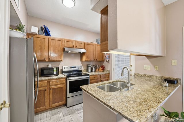 8655 Datapoint Dr Apt 505, San Antonio, TX 78229