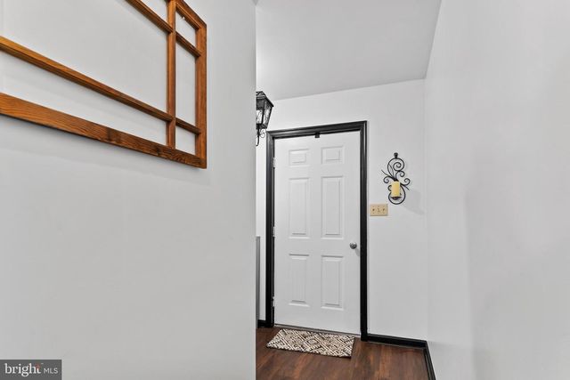 278 CHARTWOOD DR, Harrisburg, PA 17111