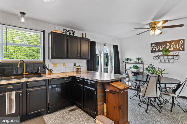 278 CHARTWOOD DR, Harrisburg, PA 17111