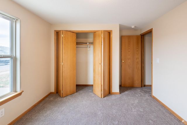 2725 Brookville Drive, Manhattan, KS 66502