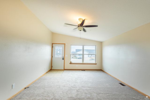 2725 Brookville Drive, Manhattan, KS 66502