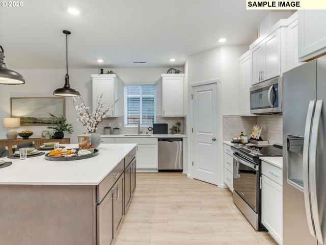 2704 Nw 3RD Ave, Battle Ground, WA 98604