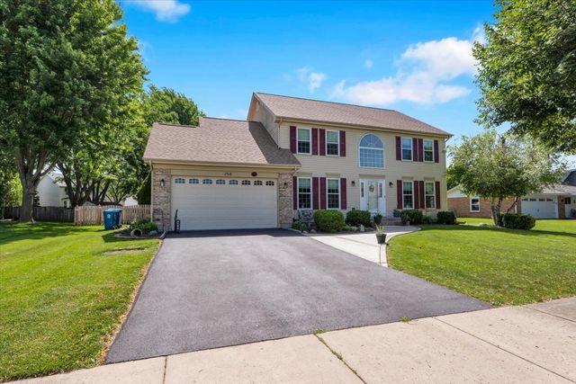 150 N Kingsway Drive, Aurora, IL 60506