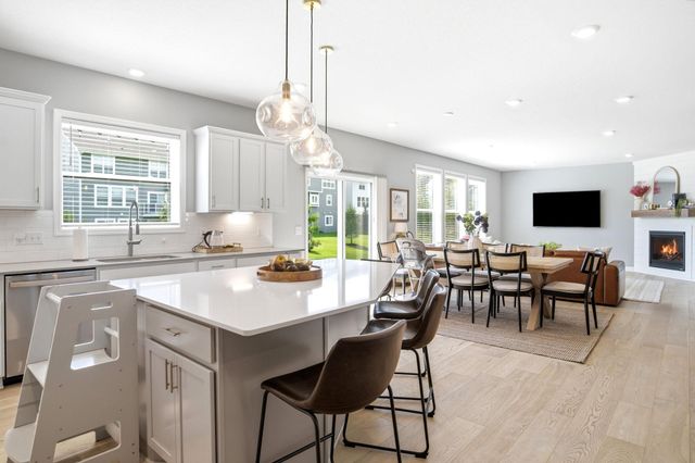 7202 Alphabet Street, Chanhassen, MN 55317