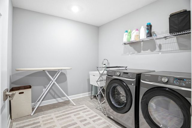 7202 Alphabet Street, Chanhassen, MN 55317