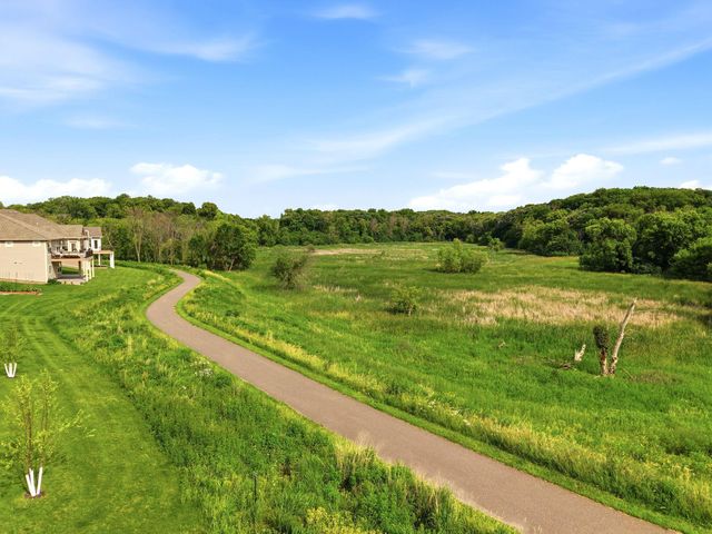 7202 Alphabet Street, Chanhassen, MN 55317