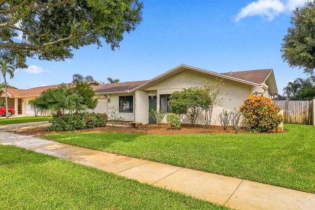 4681 BRANDYWINE Drive, Boca Raton, FL 33487