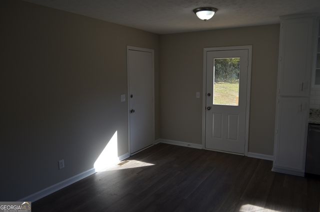 394 Brookwood Drive, Forsyth, GA 31029