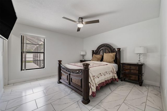 9407 PEBBLE GLEN AVENUE, Tampa, FL 33647