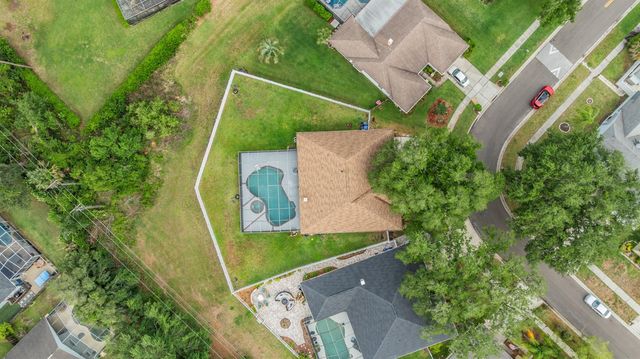 9407 PEBBLE GLEN AVENUE, Tampa, FL 33647