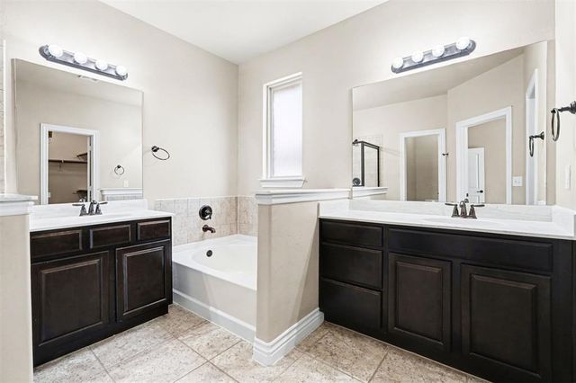 1824 Derail Street, Yukon, OK 73099