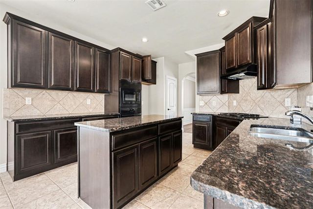 1824 Derail Street, Yukon, OK 73099