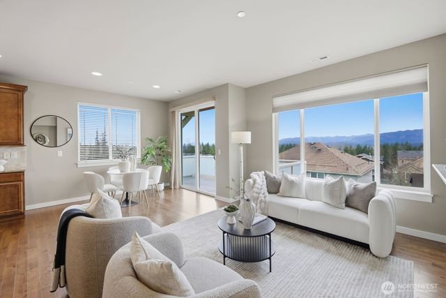 9122 Merritt Avenue SE, Snoqualmie, WA 98065