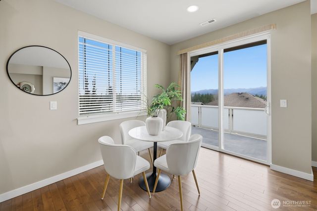 9122 Merritt Avenue SE, Snoqualmie, WA 98065