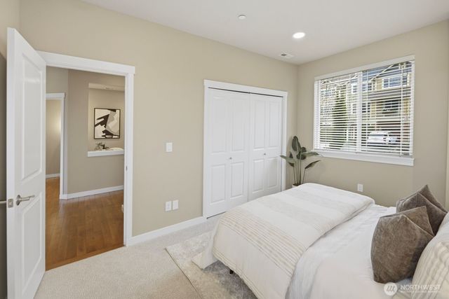 9122 Merritt Avenue SE, Snoqualmie, WA 98065