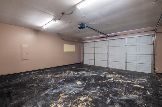 322 Thousand Oaks Drive, Lake Dallas, TX 75065