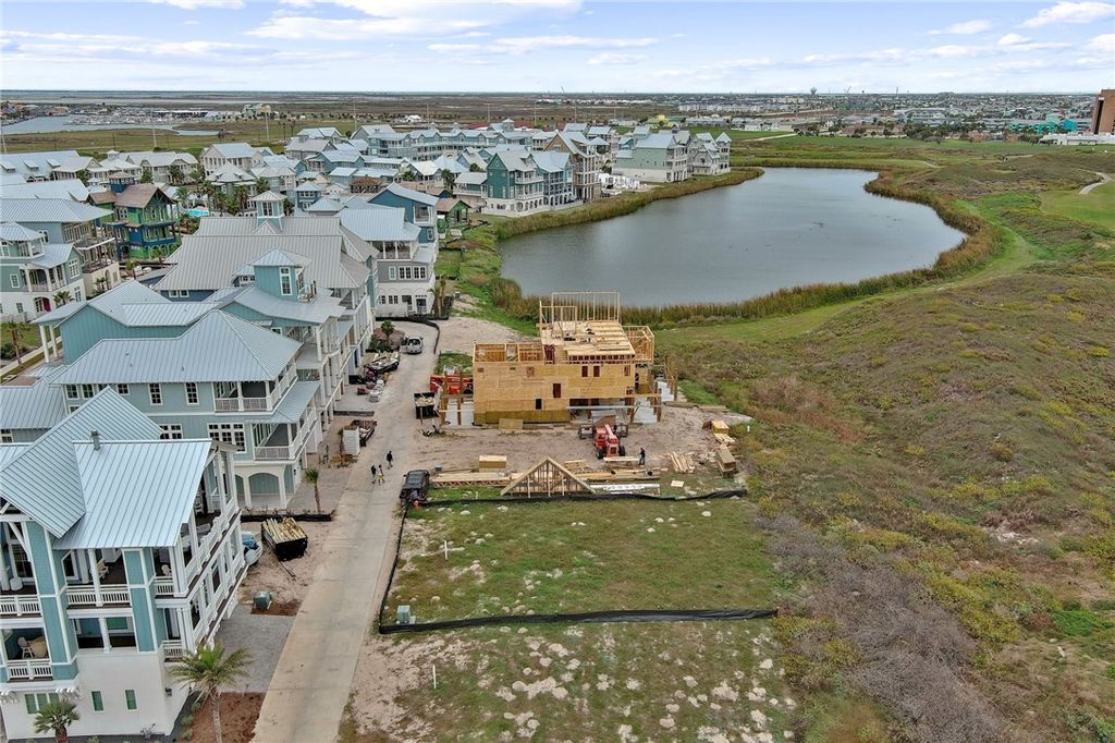 178 Shoregrass Loop, Port Aransas, TX 78373